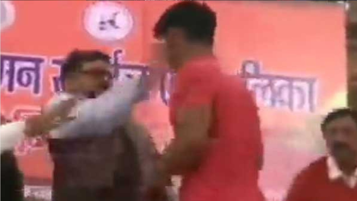 মঞ্চে খেলোয়াড়কে এমপি’র থাপ্পড়!