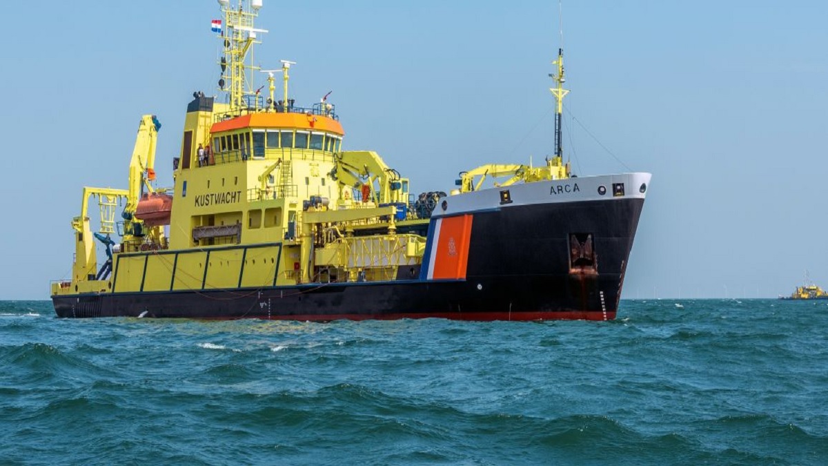 বঙ্গোপসাগরে বেলজিয়ামের জাহাজ ডুবি, ক্রু’রা জীবিত উদ্ধার