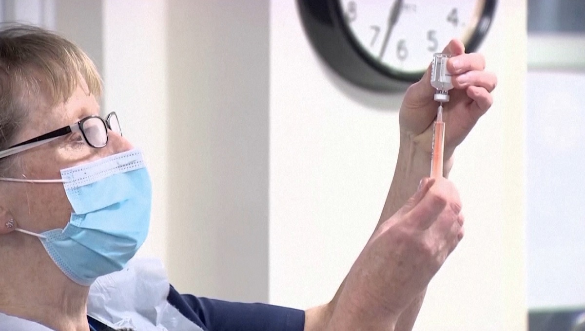 টিকাগ্রহণে রক্ত জমাট বাঁধার কারণ জানালেন গবেষকরা