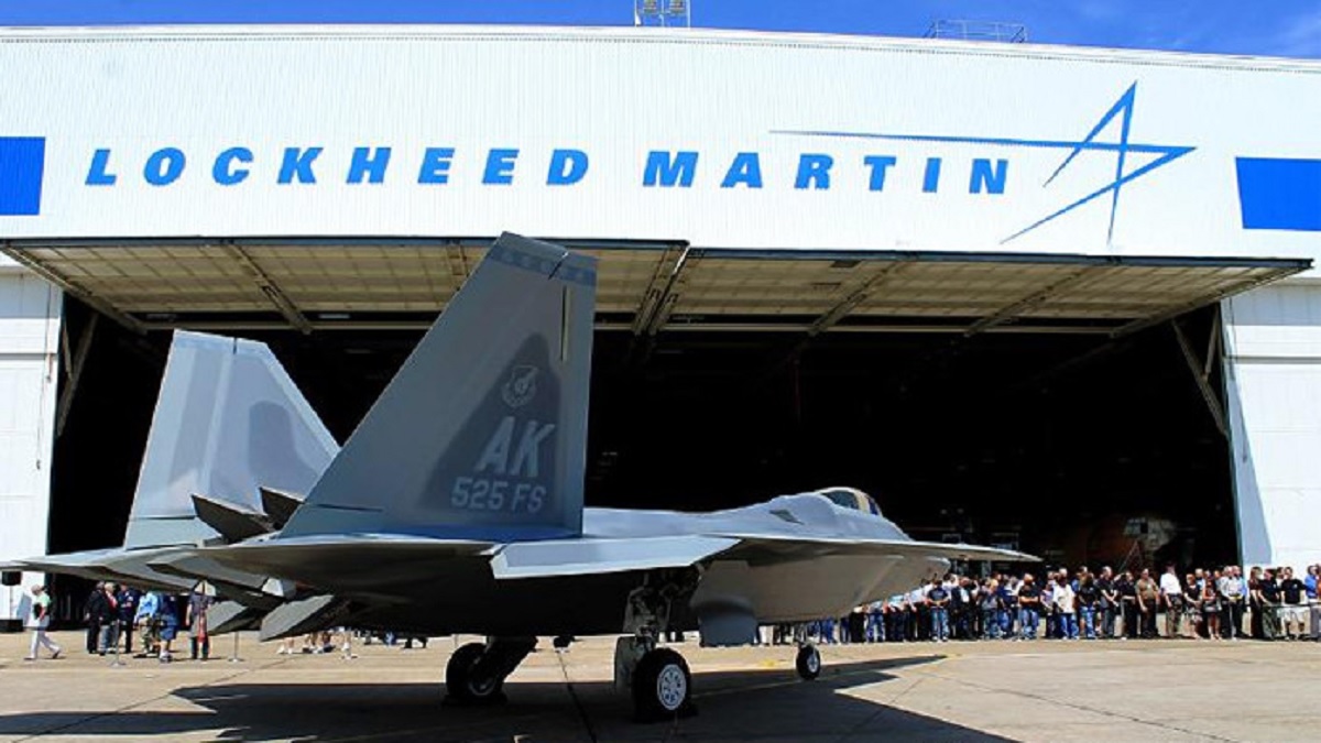 মহামারিতেও রমরমা বৈশ্বিক অস্ত্রের বাজার