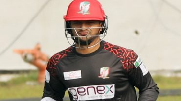 বিপিএলের ঢাকা পর্বে ব্যাটে-বলে মলিন সাকিব