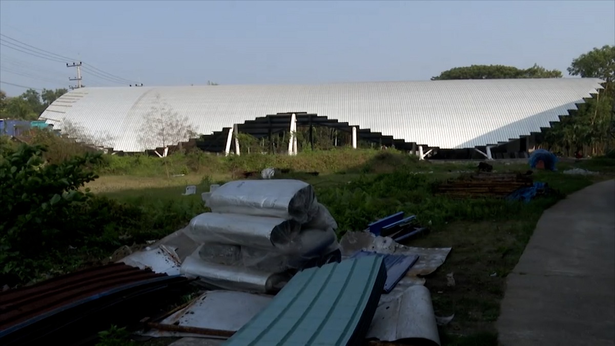 চট্টগ্রামের জহুর আহমেদ স্টেডিয়ামে ঝিনুকাকৃতির ইনডোর