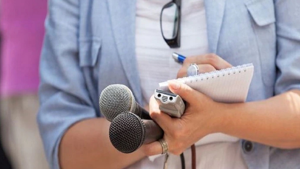 মহামারিতে প্রাণ হারিয়েছেন দুই হাজার সাংবাদিক