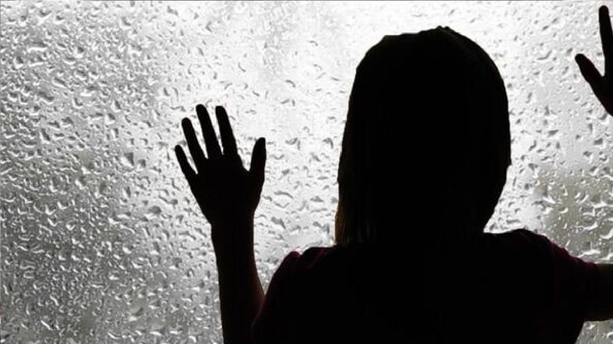 ভারতে মেয়েকে ফুচকা কিনতে পাঠিয়ে বান্ধবীকে ধর্ষণের অভিযোগ বাবার বিরুদ্ধে