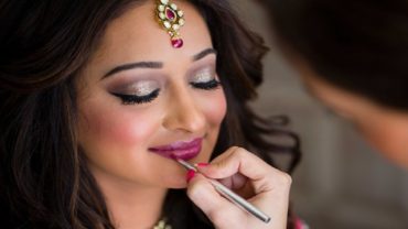 মেকআপ দীর্ঘস্থায়ী করবেন যেভাবে