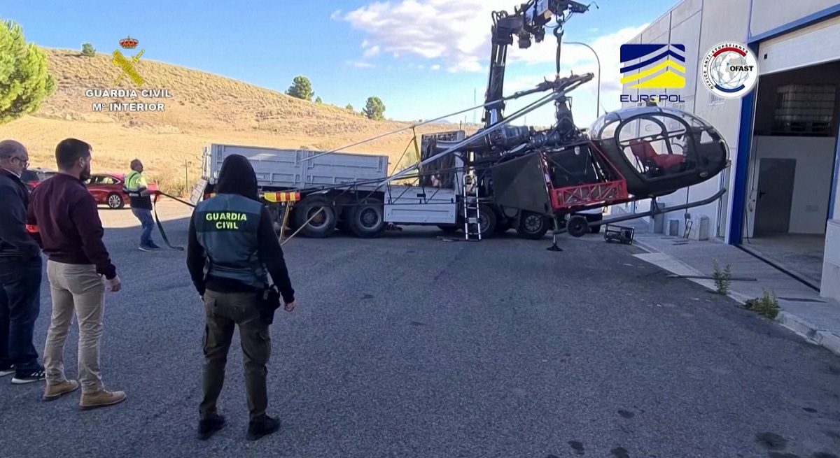 স্পেনে মাদক পাচারে ব্যবহার হচ্ছে হেলিকপ্টার