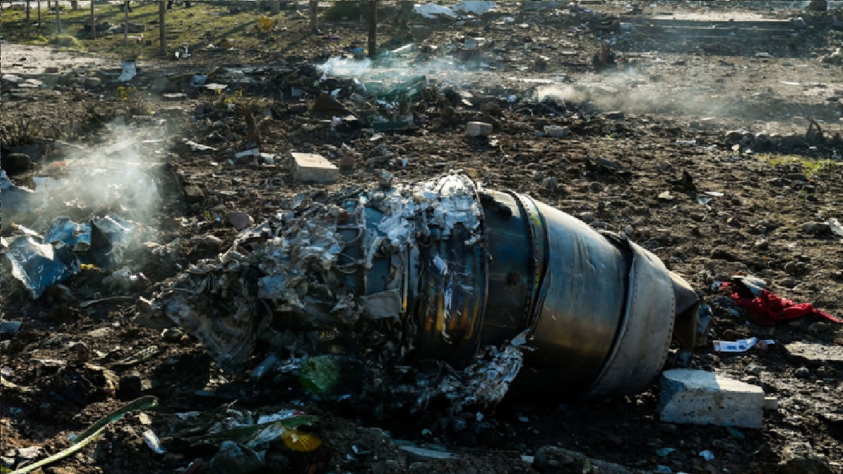 ভুল অভিযানে নিহত বিমানযাত্রীদের পরিবারকে ক্ষতিপূরণ দেবে ইরান