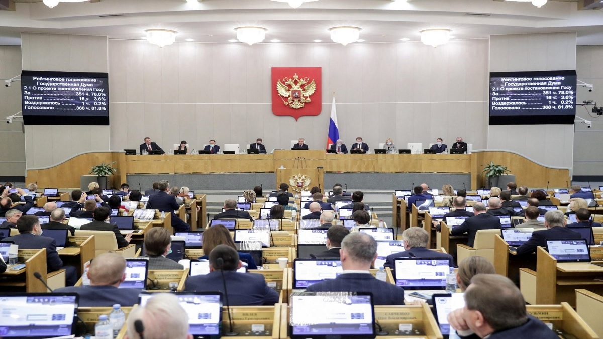 পুতিনকে রাশিয়ার বাইরে সামরিক বাহিনী ব্যবহারের অনুমোদন দিলো রুশ পার্লামেন্ট