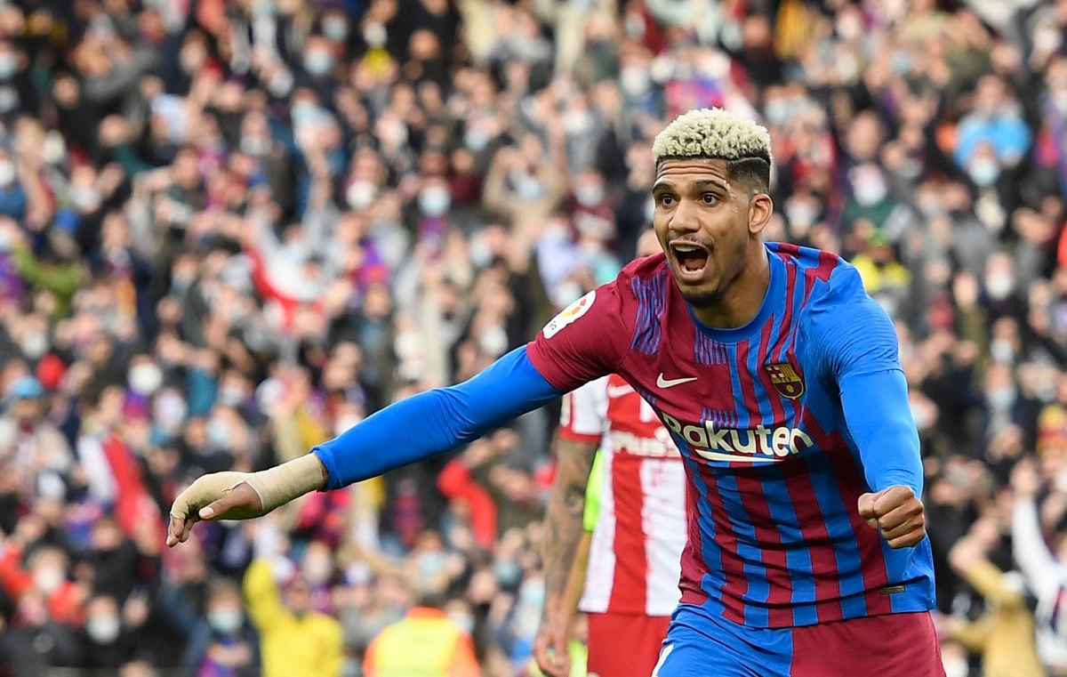 শেষ মুহূর্তের গোলে হার এড়ালো বার্সা