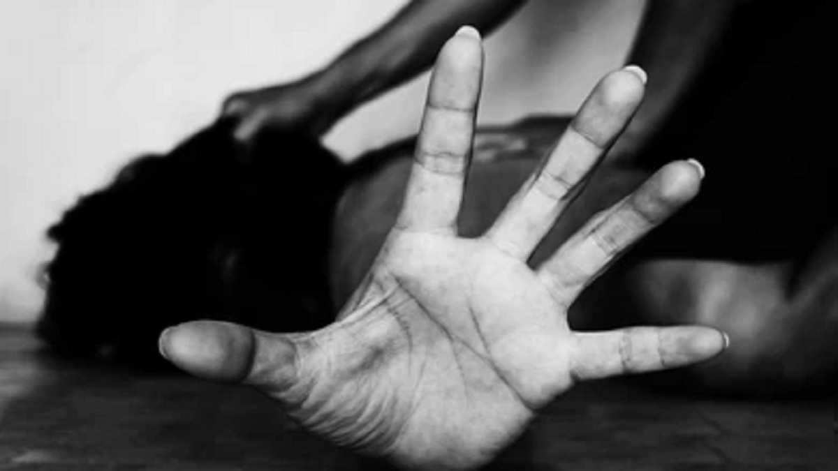 নেত্রকোণায় যৌতুকের জন্য স্ত্রীকে খুন, স্বামী আটক