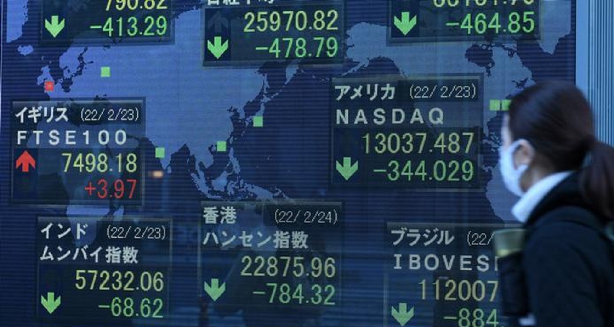 ইউক্রেনে রুশ হামলার দু’দিনের মাথায়ই অস্থির আন্তর্জাতিক বাজার