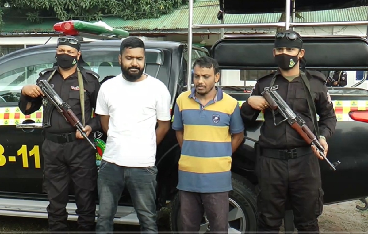 গাঁজাসহ নরসিংদীতে জোড়া খুনের দুই আসামি গ্রেফতার