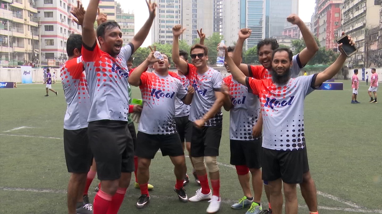 সমকালকে ৫-০ গোলে উড়িয়ে দিয়ে কোয়ার্টার ফাইনালে যমুনা