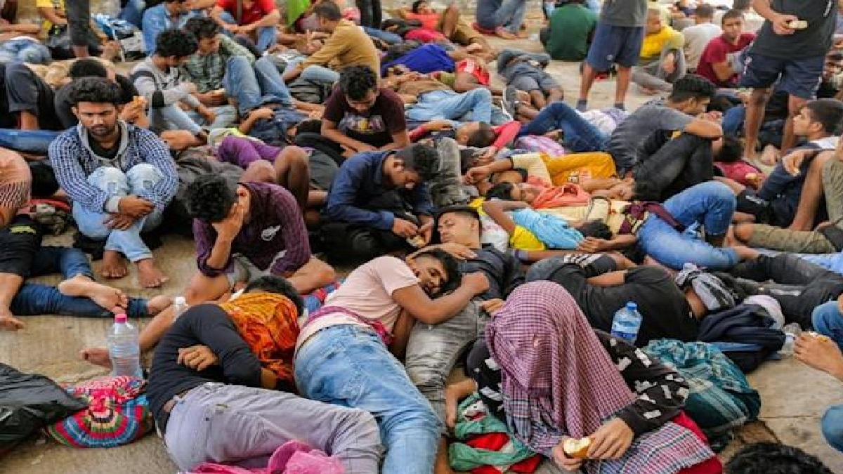 ছয় মাসে দেশে ফিরেছে অবৈধভাবে লিবিয়া যাওয়া এক হাজার বাংলাদেশি