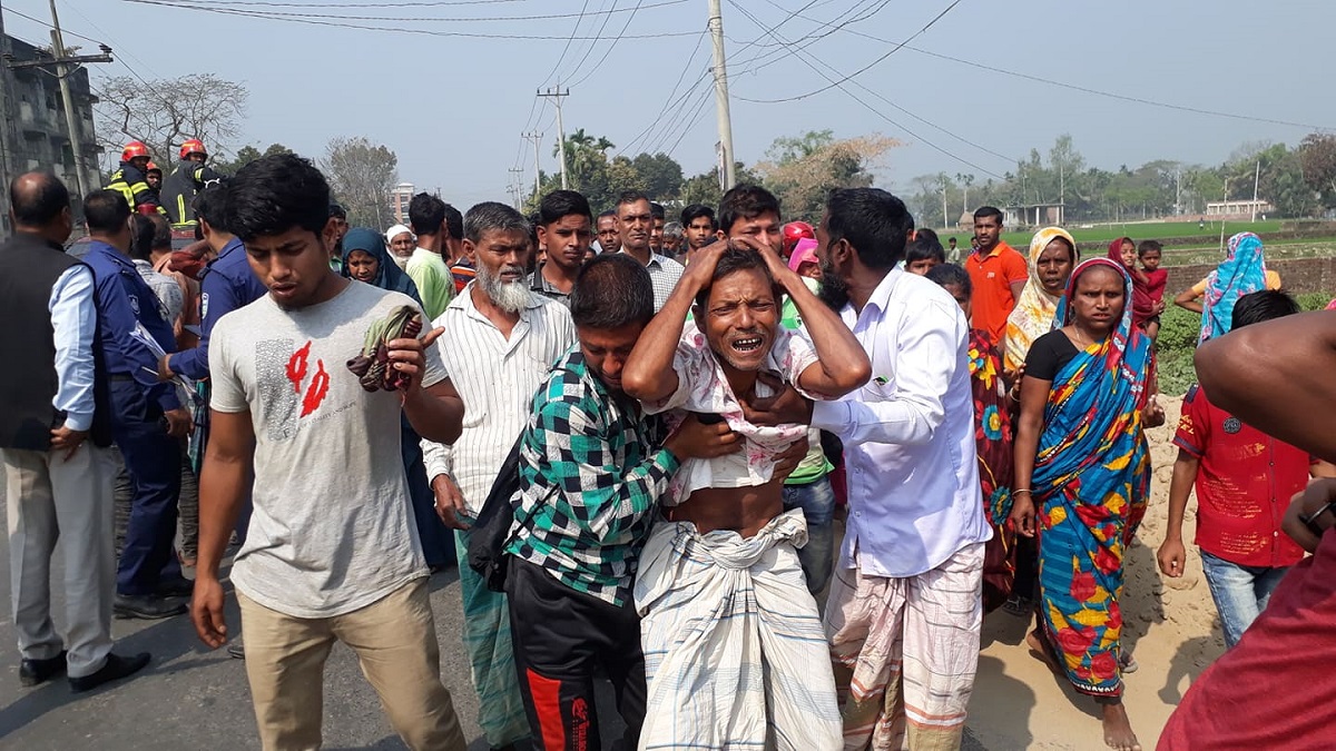 ঢাকায় ডিম বিক্রি করে ফেরা হলো না তরিকুলের