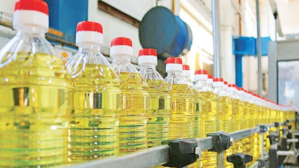 স্বাভাবিক নয় তেলের সরবরাহ, কলকাঠি নাড়ছে কারা?