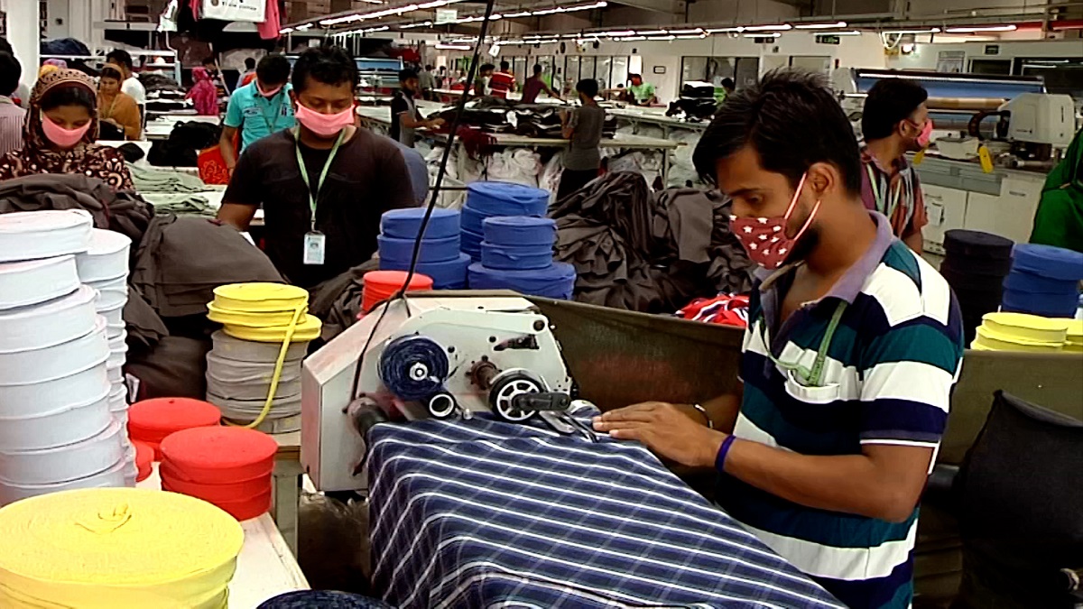 রাশিয়ায় আটকে থাকা পেমেন্ট আনতে কী করণীয়?