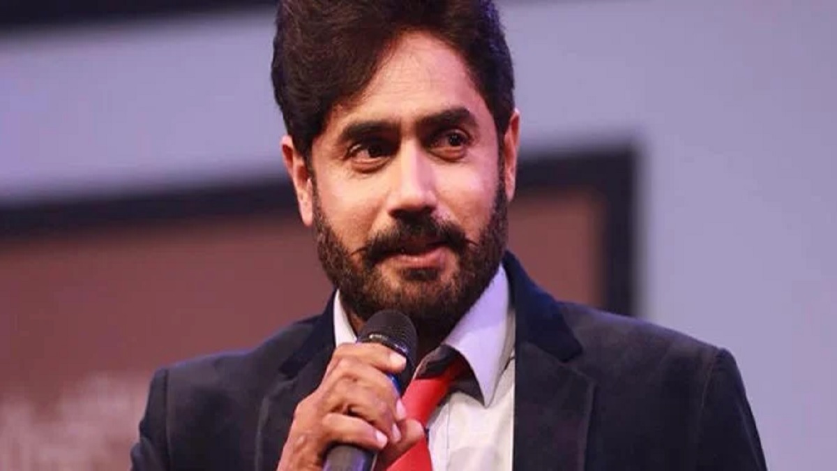 মাগরিবের সময় ফজরের আজান দিয়ে বিপাকে ইমরান সমর্থক গায়ক