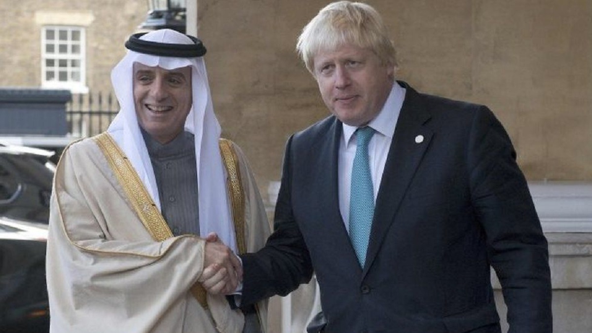 রাশিয়ার ওপর নিষেধাজ্ঞা দিয়ে তেলের বিকল্প উৎস খুঁজতে মধ্যপ্রাচ্যে বরিস জনসন