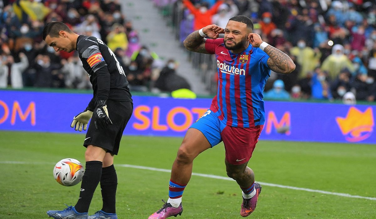 এলচেকে হারিয়ে তিনে বার্সেলোনা