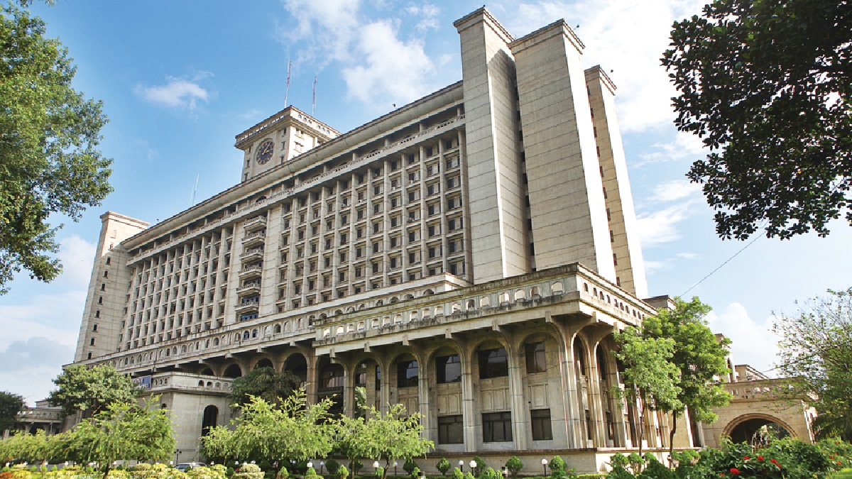 দুর্নীতি কমায় বছরে ২০০ কোটি টাকা আয় বেড়েছে ঢাকা দক্ষিণ সিটি করপোরেশনে