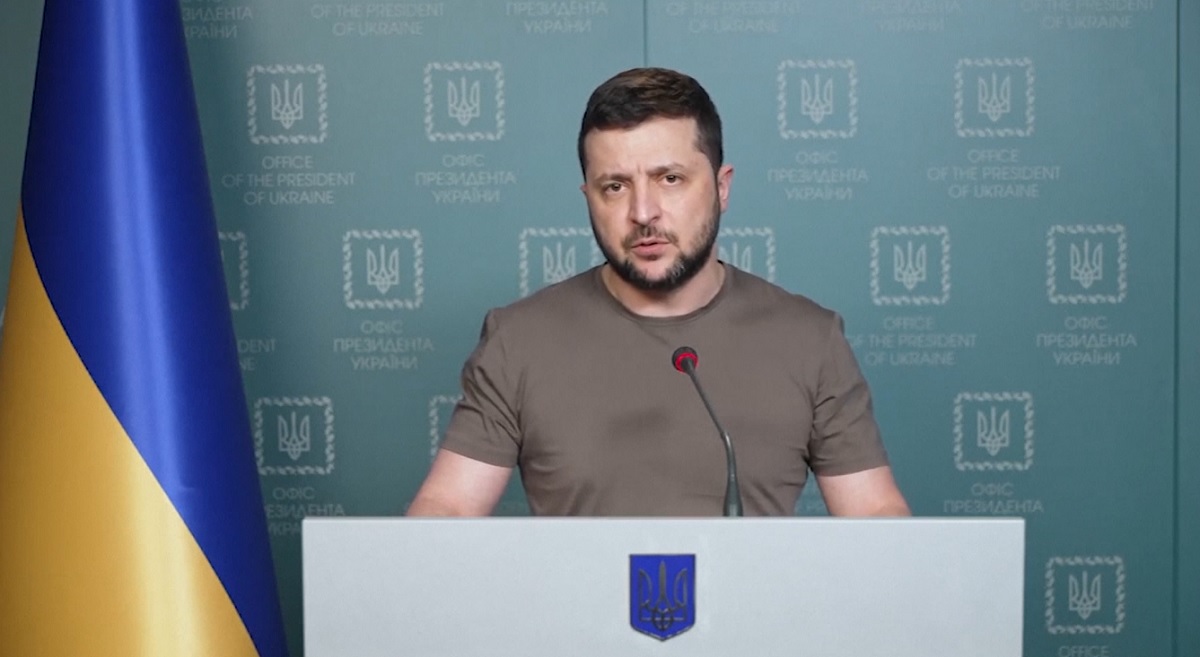 যুদ্ধ শেষ না হওয়া পর্যন্ত রাশিয়ার ওপর থেকে নিষেধাজ্ঞা প্রত্যাহার করবেন না: জেলেনস্কি