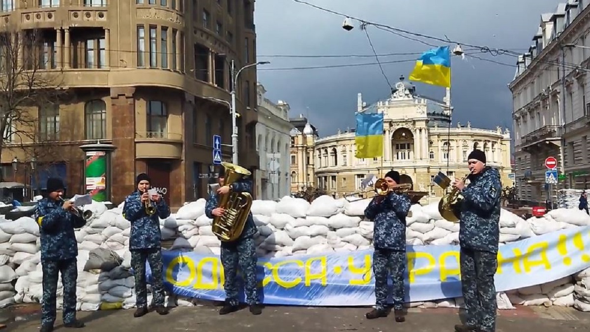 রুশ হামলা ঠেকাতে ইউক্রেনের ওডিসার প্রবেশ পথে গড়ে তোলা হচ্ছে দুর্গ