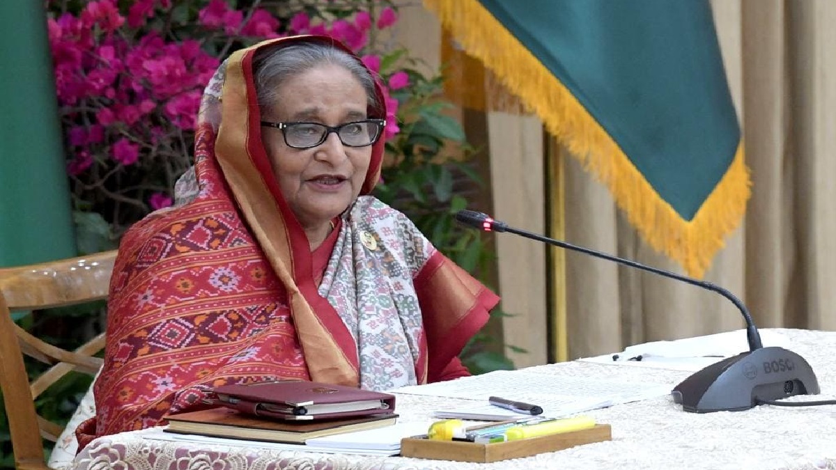 এক কোটি মানুষ পাবে বিশেষ কার্ড: প্রধানমন্ত্রী