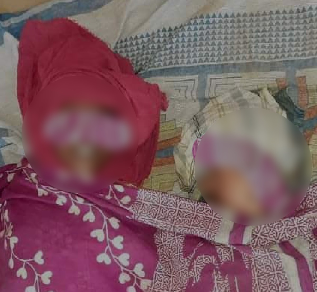 বাবা-মায়ের সাথে বেড়াতে এসে নদীতে ডুবে দুই বোনের মৃত্যু