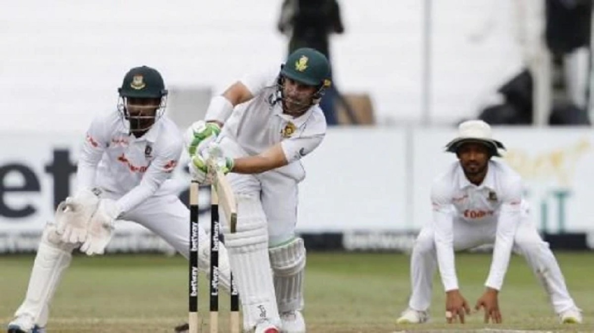 টস হেরে বোলিং করছে বাংলাদেশ, দলে দুই পরিবর্তন