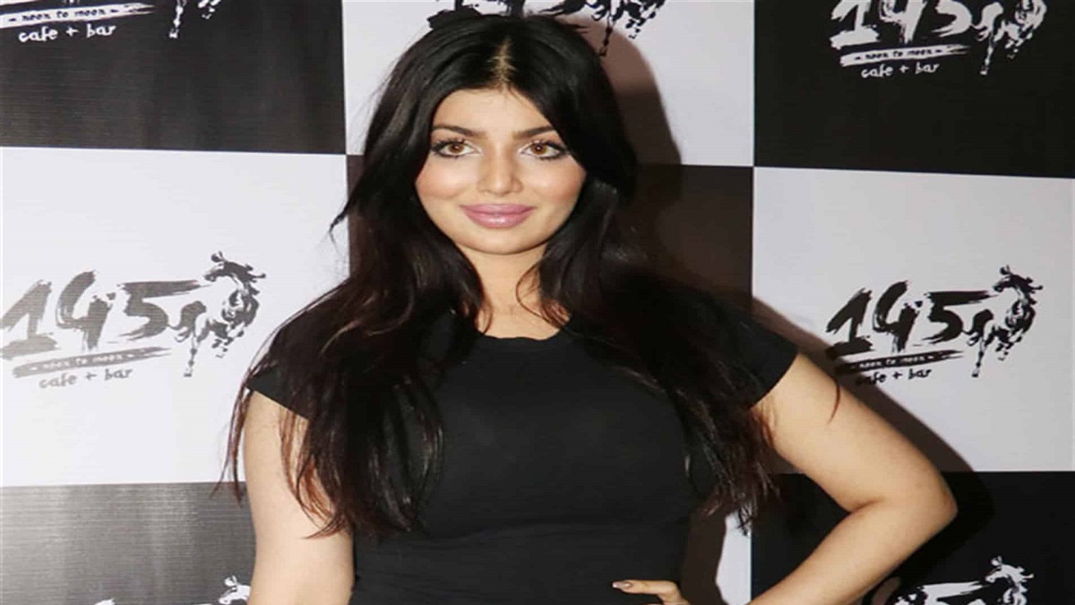 যৌন হেনস্থার শিকার আয়েশা টাকিয়া