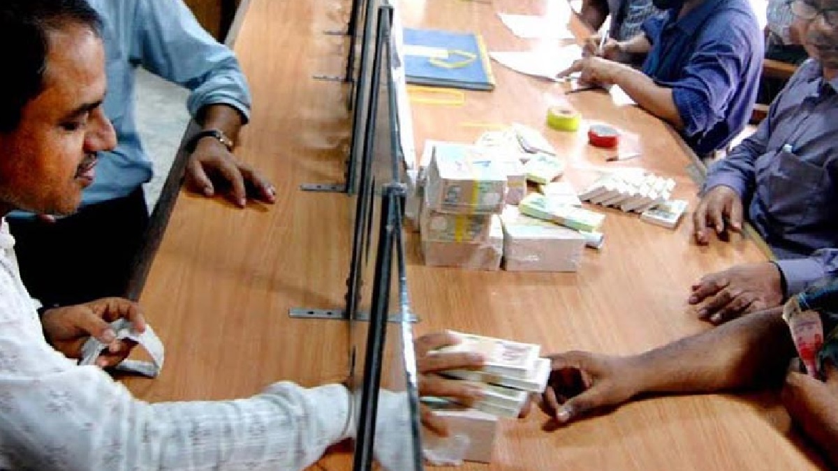 ঈদের আগে নিয়মিত ব্যাংকিং কার্যক্রম শেষ হচ্ছে আজ