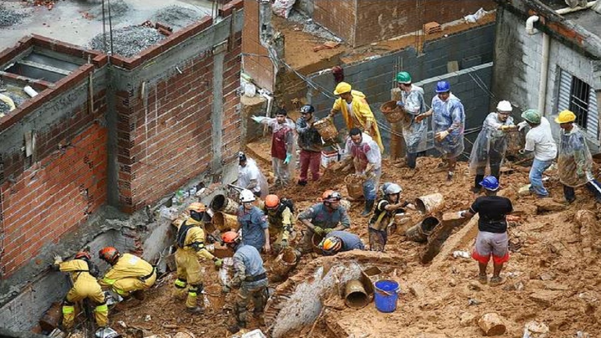 ব্রাজিলে প্রবল বন্যা ও ভূমিধসে অন্তত ১৪ জন নিহত