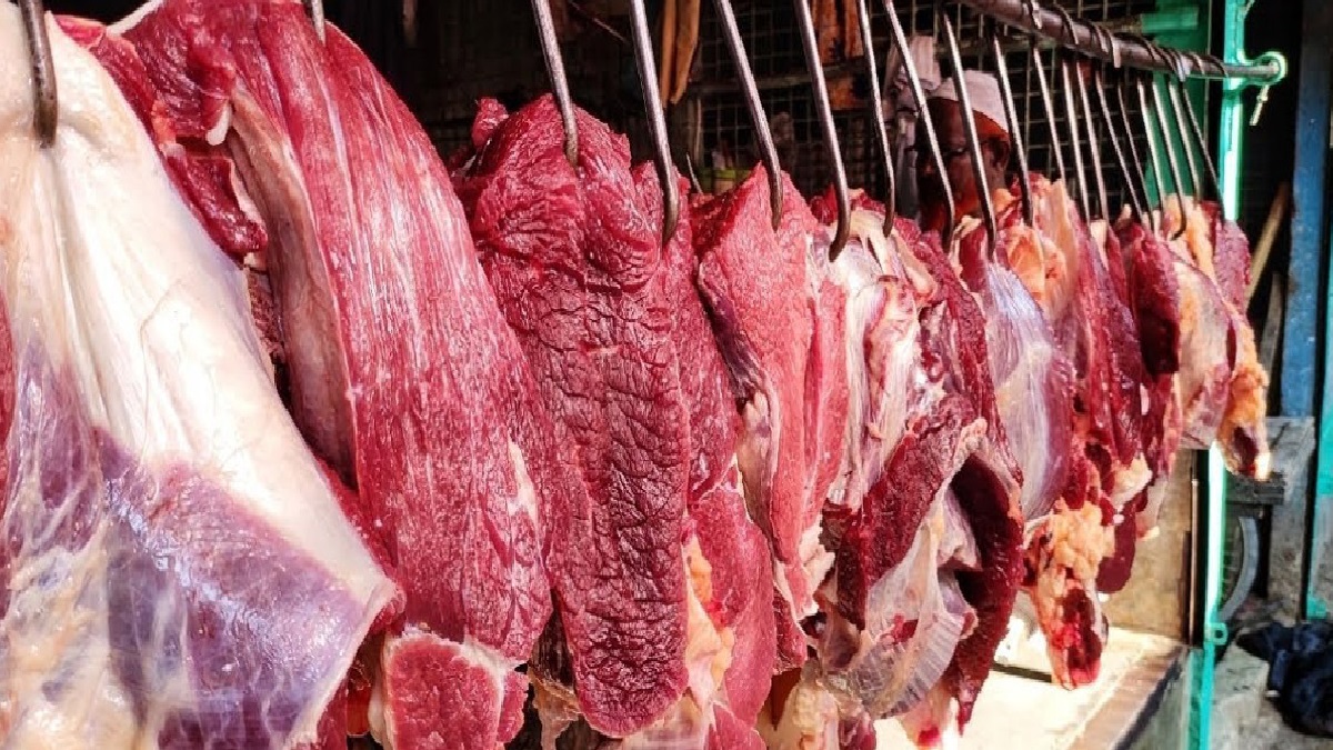 উত্তরের বাজারগুলোতে বাড়ছে ভোজ্যতেল ও মাংসের দাম