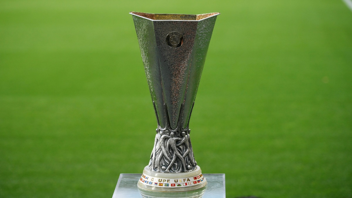 ইউরোপা লিগ: রাতে মাঠে নামছে বার্সাসহ ৮টি দল