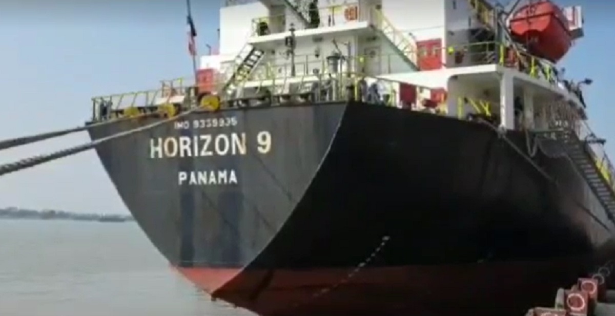 মোংলা বন্দরে পৌঁছাল মেট্রোরেলের নবম চালান