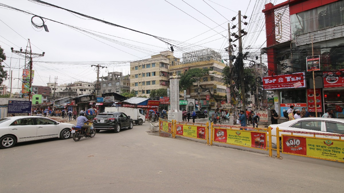 মোহাম্মদপুরে নারীকে বিবস্ত্র করে নির্যাতন নয়, চোর সন্দেহে আটক করেছিল স্থানীয়রা