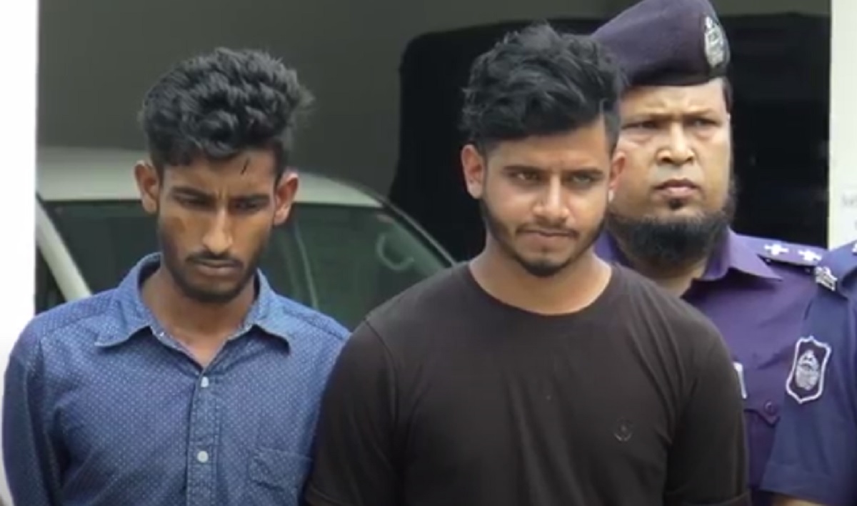 নরসিংদীতে যুবককে কুপিয়ে হত্যার ঘটনায় গ্রেফতার ২