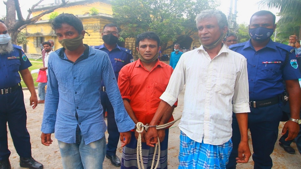 পরকীয়ার জেরে তানোরে প্রকাশ সিং হত্যা মামলায় ৪ জনকে মৃত্যুদণ্ড