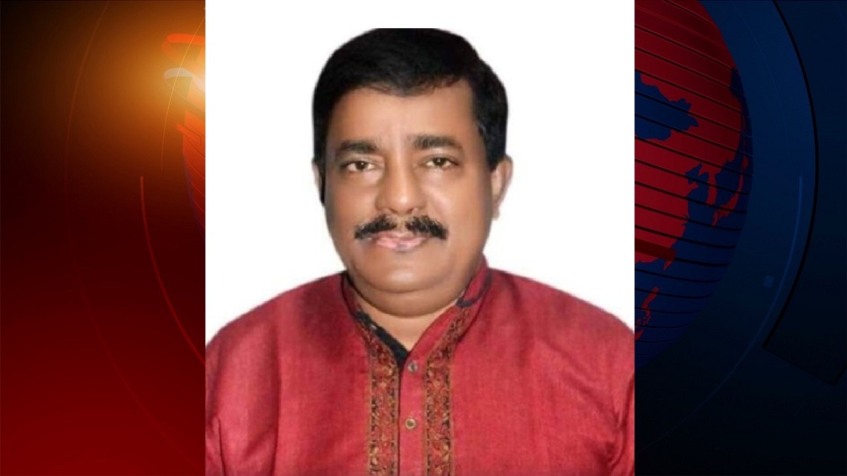 আখাউড়া উপজেলা পরিষদ চেয়ারম্যানের বিরুদ্ধে দুর্নীতির অভিযোগে সংবাদ সম্মেলন