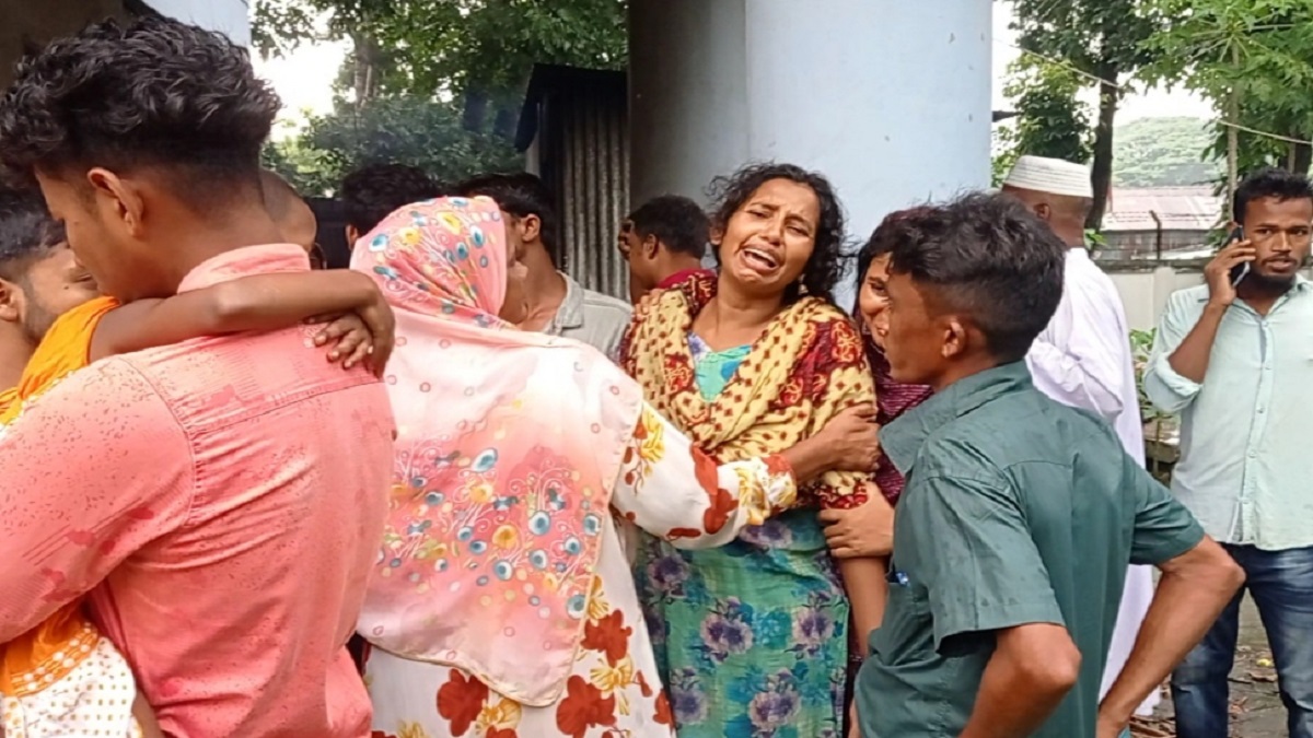 ফরিদপুরের নগরকান্দায় ব্যবসায়ীকে কুপিয়ে ও পেরেক ঢুকিয়ে হত্যা