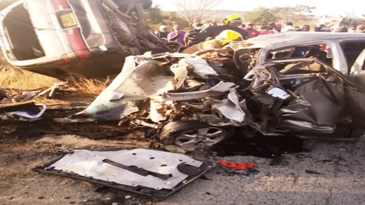 সড়ক দুর্ঘটনায় অবসরপ্রাপ্ত সেনা সদস্য নিহত, আহত ৫