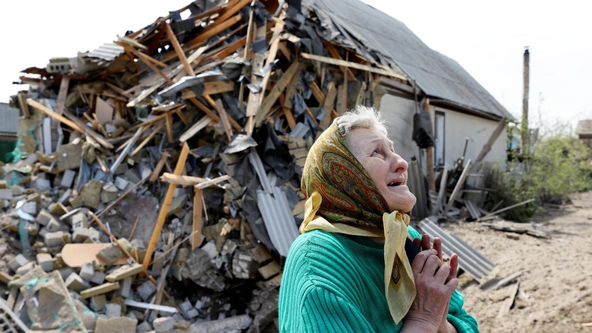 রুশ হামলায় কোণঠাসা দোনবাস