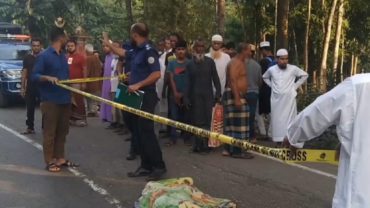 বরিশালে ট্রাকের ধাক্কায় নারীর মৃত্যু