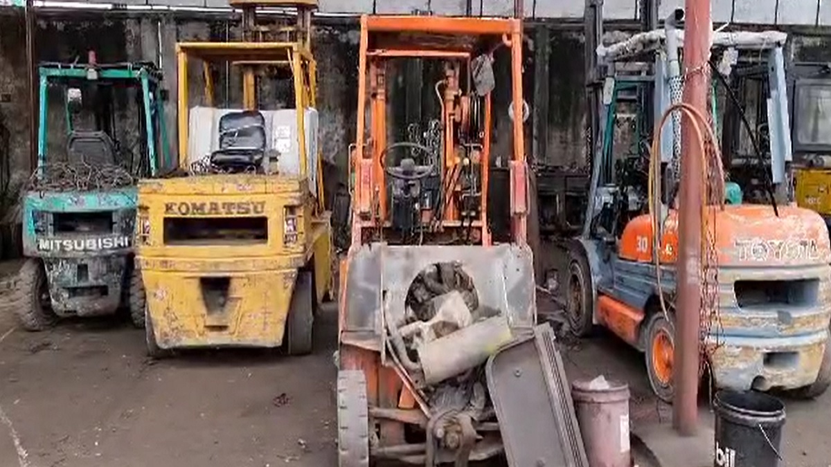 বেনাপোল বন্দর দিয়ে অনির্দিষ্টকালের জন্য পণ্য পরিবহন বন্ধ