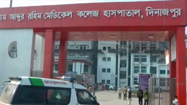 দিনাজপুরে ট্রাকচাপায় নিহত ৩