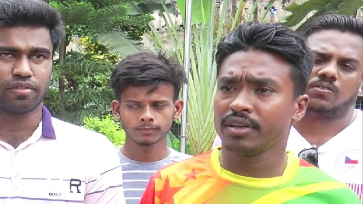 মাদারীপুরে ছাত্রলীগের বিরুদ্ধে কলেজ অধ্যক্ষের কক্ষ ভাঙচুরের অভিযোগ