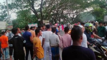 সড়ক দুর্ঘটনা; নানা বাড়ি যাওয়া হলো না রাইসার