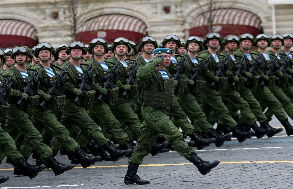 সেনাবাহিনীতে প্রবেশে বয়সের ঊর্ধ্বসীমা শিথিল করলো রাশিয়া