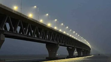 গ্রিক বিদ্রুপাত্মক নাটকের আদলে পদ্মাসেতু নিয়ে ২৪ জুন গীতিনাট্য পরিবেশন করবে ঢাবি শিক্ষার্থীরা